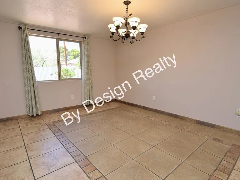 361 E Calle Arizona — Photo 24