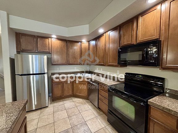 4th image of 11374 Xavier Dr Unit 203