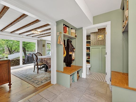 4th image of 269 Green St