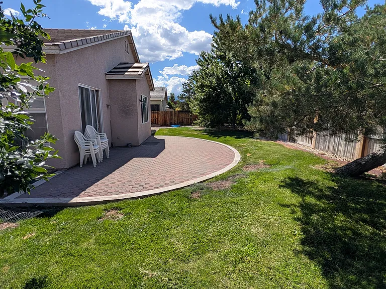 1831 Arboleda Ct — Photo 3