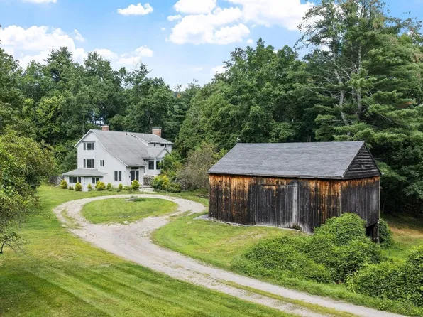 66 Whitney Rd, Harvard, MA 01451