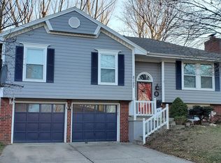 2127 NE Belvoir St, Lees Summit, MO 64086