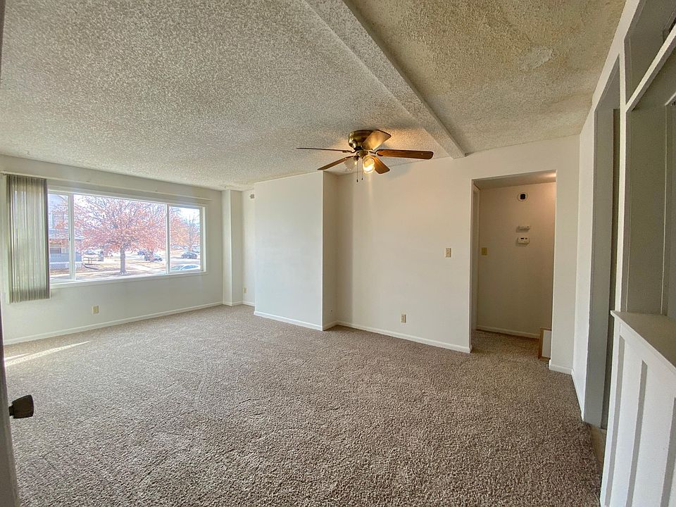 1st image of 945 S 12th St #1X1B