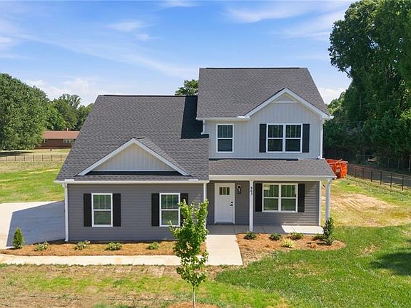 4th image of 863 Sedge Garden Rd