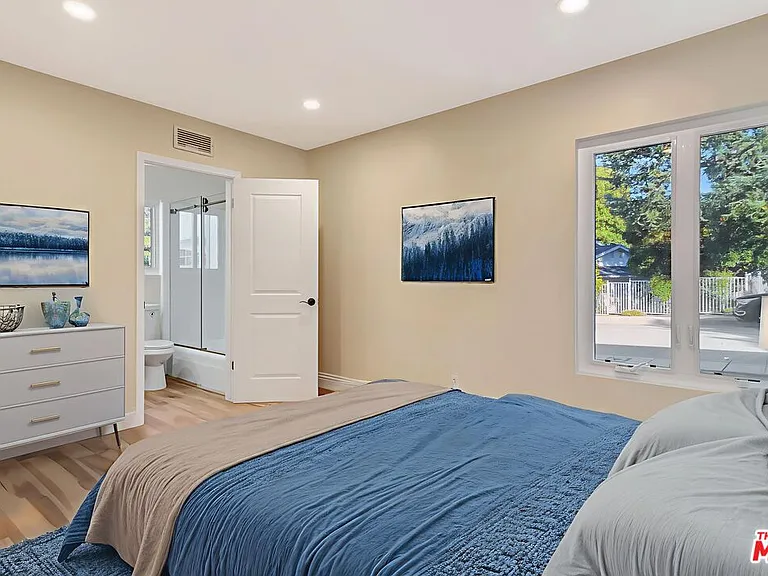 16608 Park Lane Cir — Photo 16