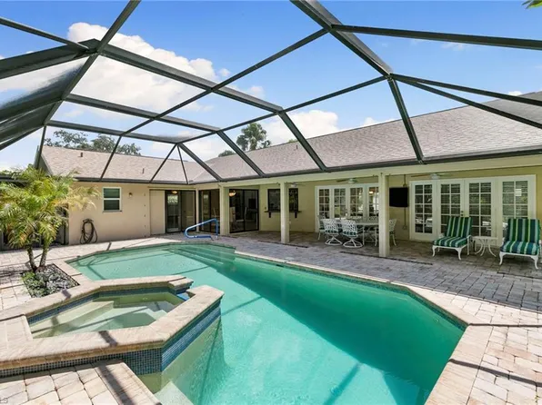 2034 Prince DR, NAPLES, FL 34110