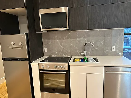 Rented by Premier One Realty LLC | media 11