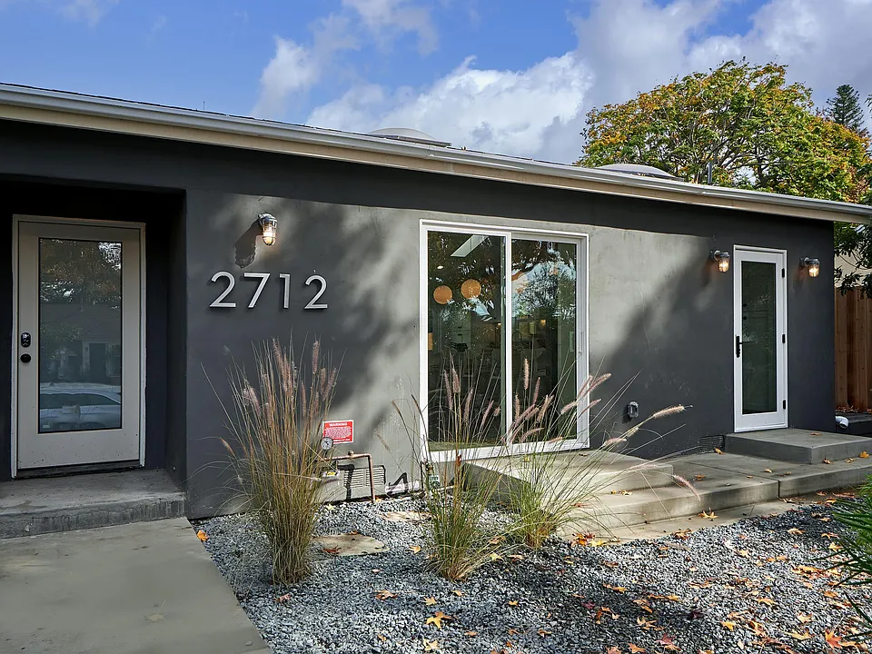 2712 Westwood Blvd #2B