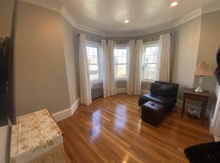 11 Beech St #2, Cambridge, MA 02140