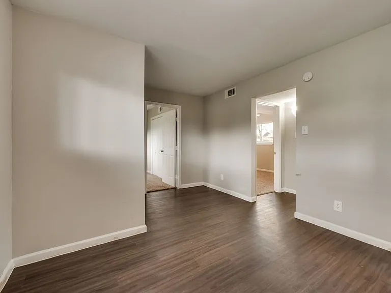 The Blanca Apartments — Photo 8