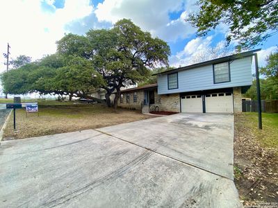 3573 Red Oak Ln, San Antonio, TX, 78230