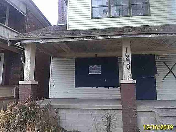 1640 Elmhurst