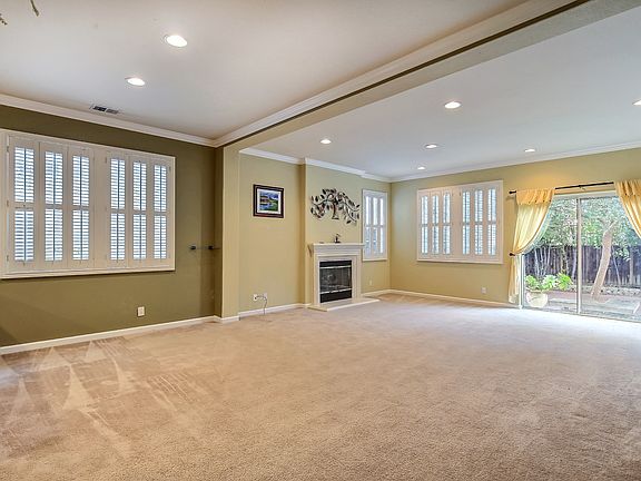 3rd image of 1234 Grand Blvd