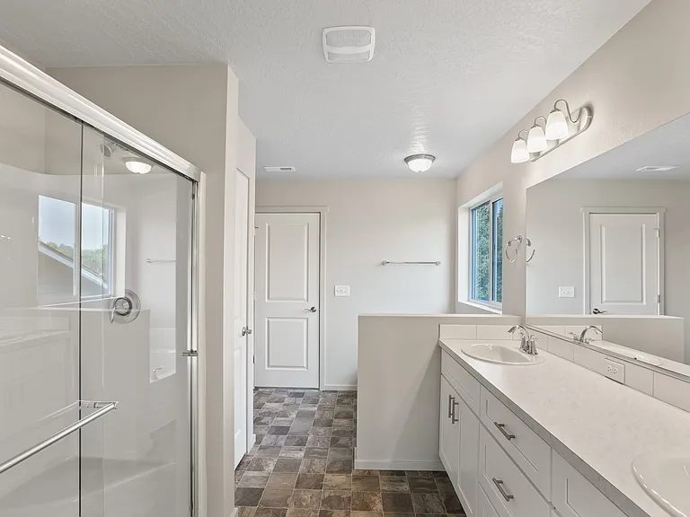 505 N Arc Ct — Photo 6