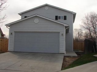 249 Wadsworth Cir, Longmont, CO 80504