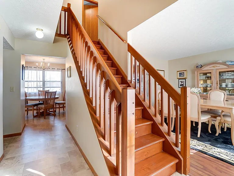 4056 Brookrun Dr — Photo 7