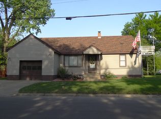 407 3rd St NW, Forest Lake, MN 55025