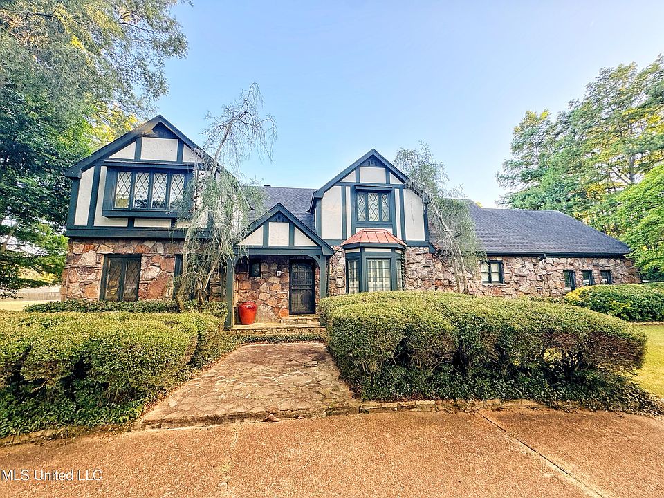 1st image of 209 Westover Dr