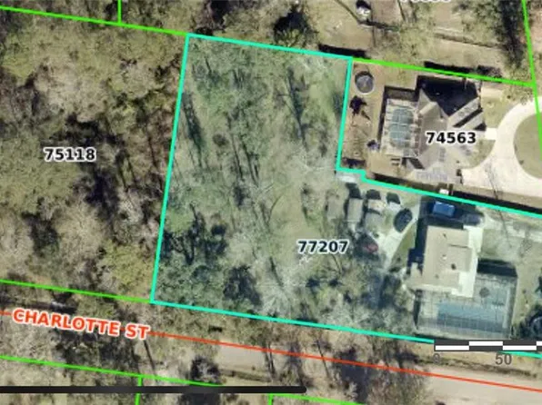 CHARLOTTE Street, Lacombe, LA 70445