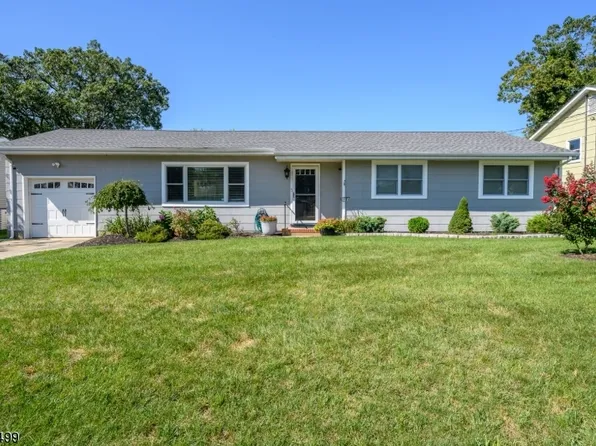 330 Lake Shore Dr, Brick Twp., NJ 08723
