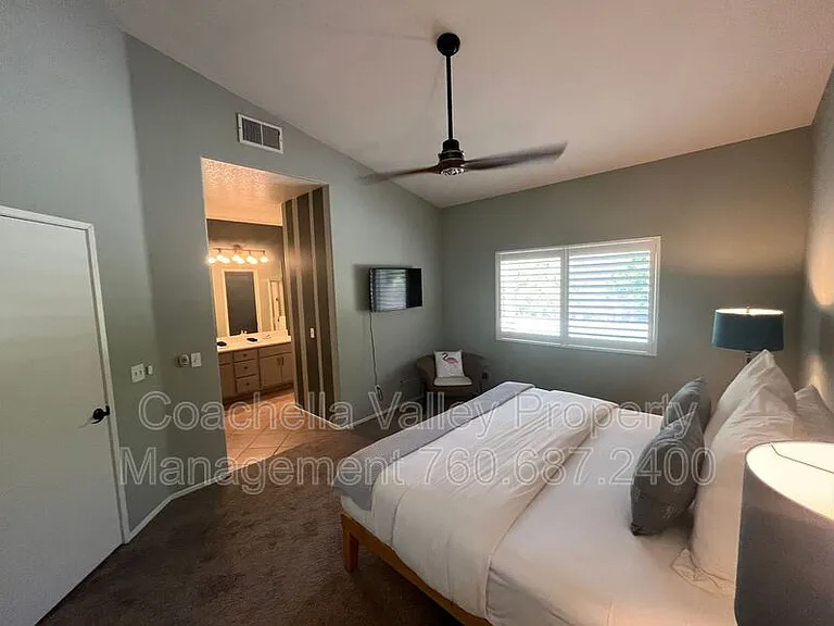 2162 Shannon Way — Photo 14