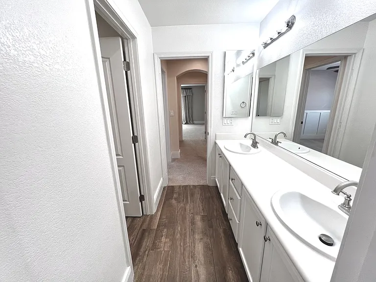 7140 Charter Crest St — Photo 74