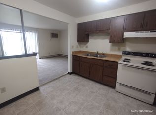 Windsor Heights, Green Bay, WI 54302