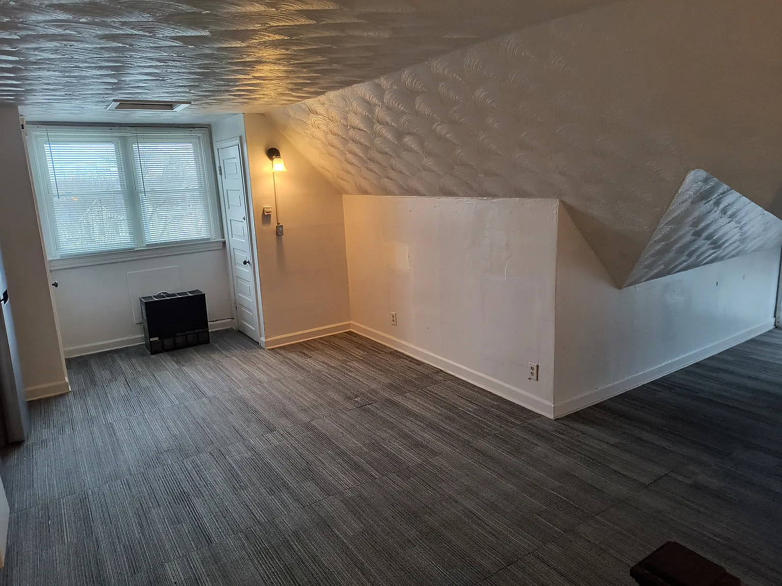 315 S Winter St — Photo 2