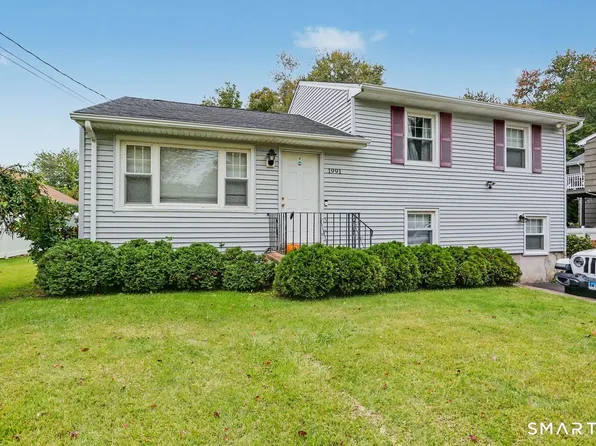1991 Old Town Road, Bridgeport, CT 06606