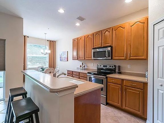 5th image of 3619 Parkridge Cir