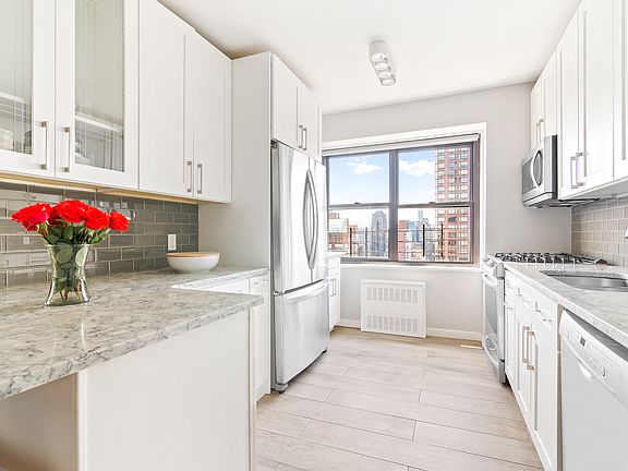 4th image of 345 E 80th St APT 32F