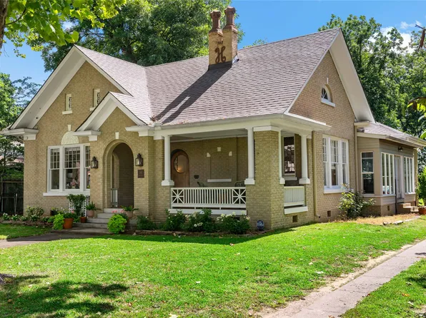 541 S Main St, Paris, TX 75460