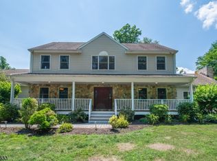 3 Woodcrest Rd, Boonton, NJ 07005