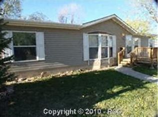 305 Comanche Village Dr, Fountain, CO 80817
