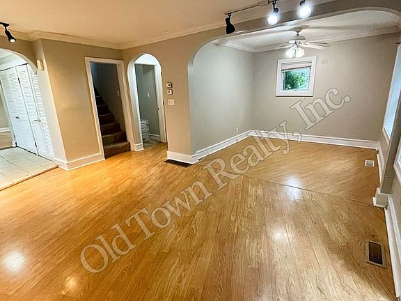 4th image of 1342 Rosewood St