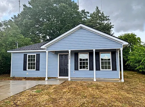 3248 Chandler St Photo 1