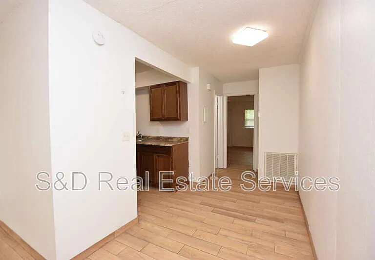 613 Robin Rd #5 — Photo 12