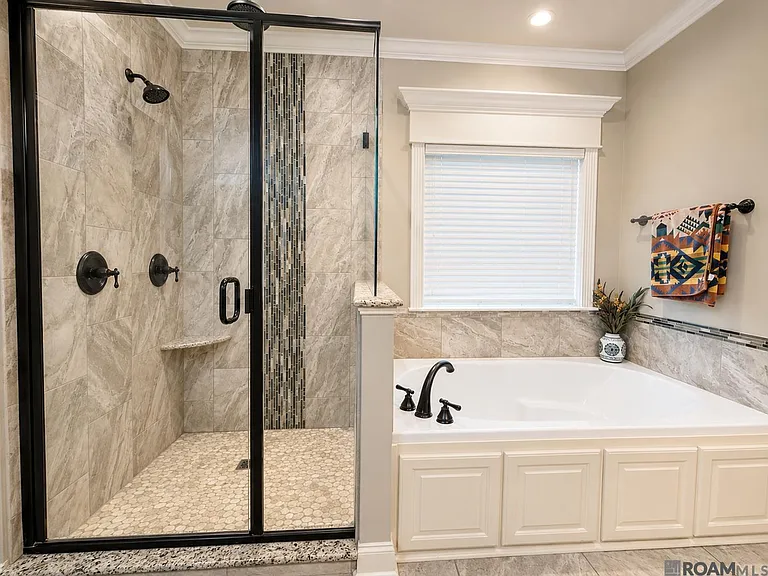 41035 Talonwood Dr — Photo 16