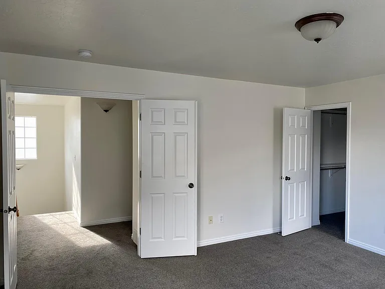 1297 S 1430 E — Photo 20