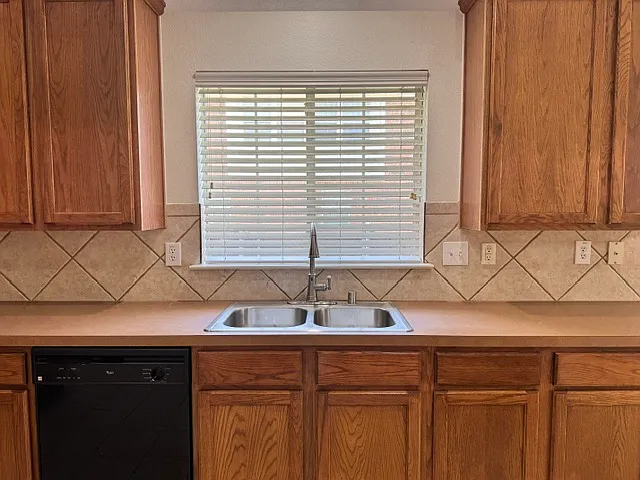 11342 Mansfield Dr — Photo 11