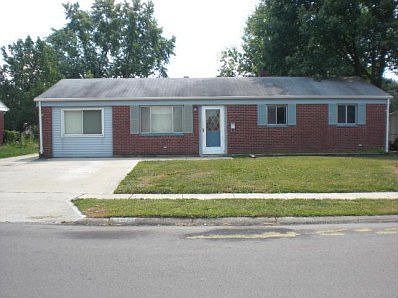 1st image of 121 Bayview Ave