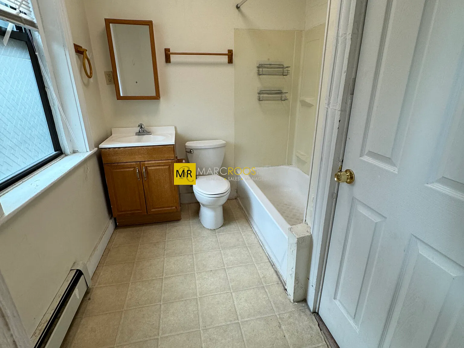 2 bed, $3,600 — Photo 4