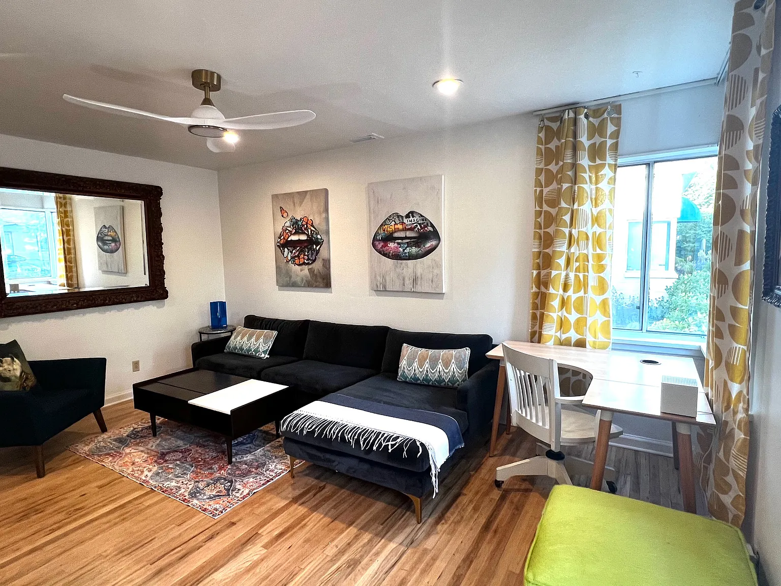 1 bed, 600 sqft, $1,900 — Photo 1