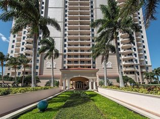 23850 Via Italia Cir APT 702, Estero, FL 34134