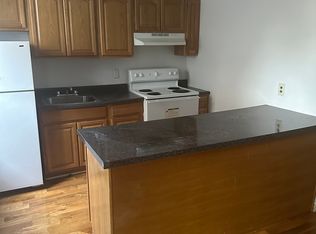 89 Wolfs Ln #10, Pelham, NY 10803