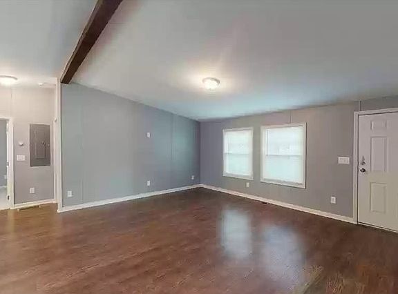3rd image of 595 Gibbons Dr