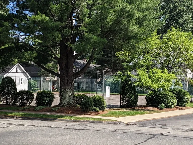 6 Mansion Woods Dr #A — Photo 28