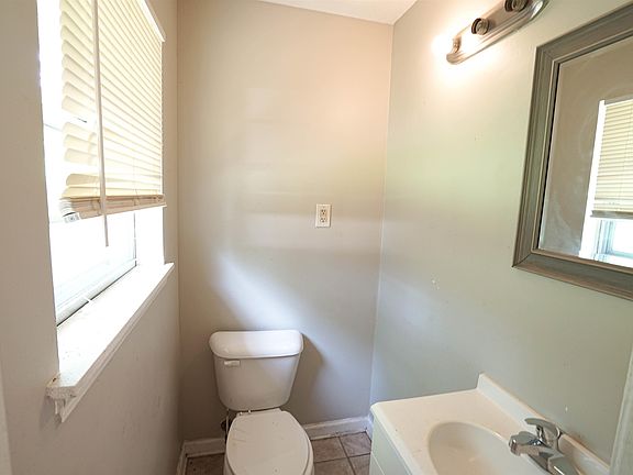 3rd image of 4225 Navaho Ave