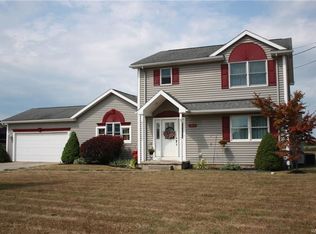6692 Shawnee Rd, North Tonawanda, NY 14120