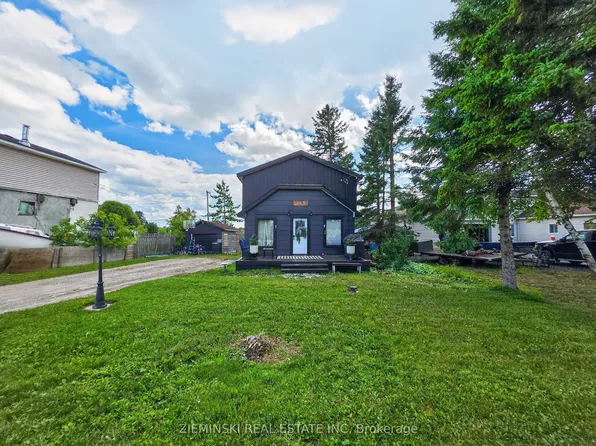 163 Anson Dr, Iroquois Falls, ON P0K 1E0